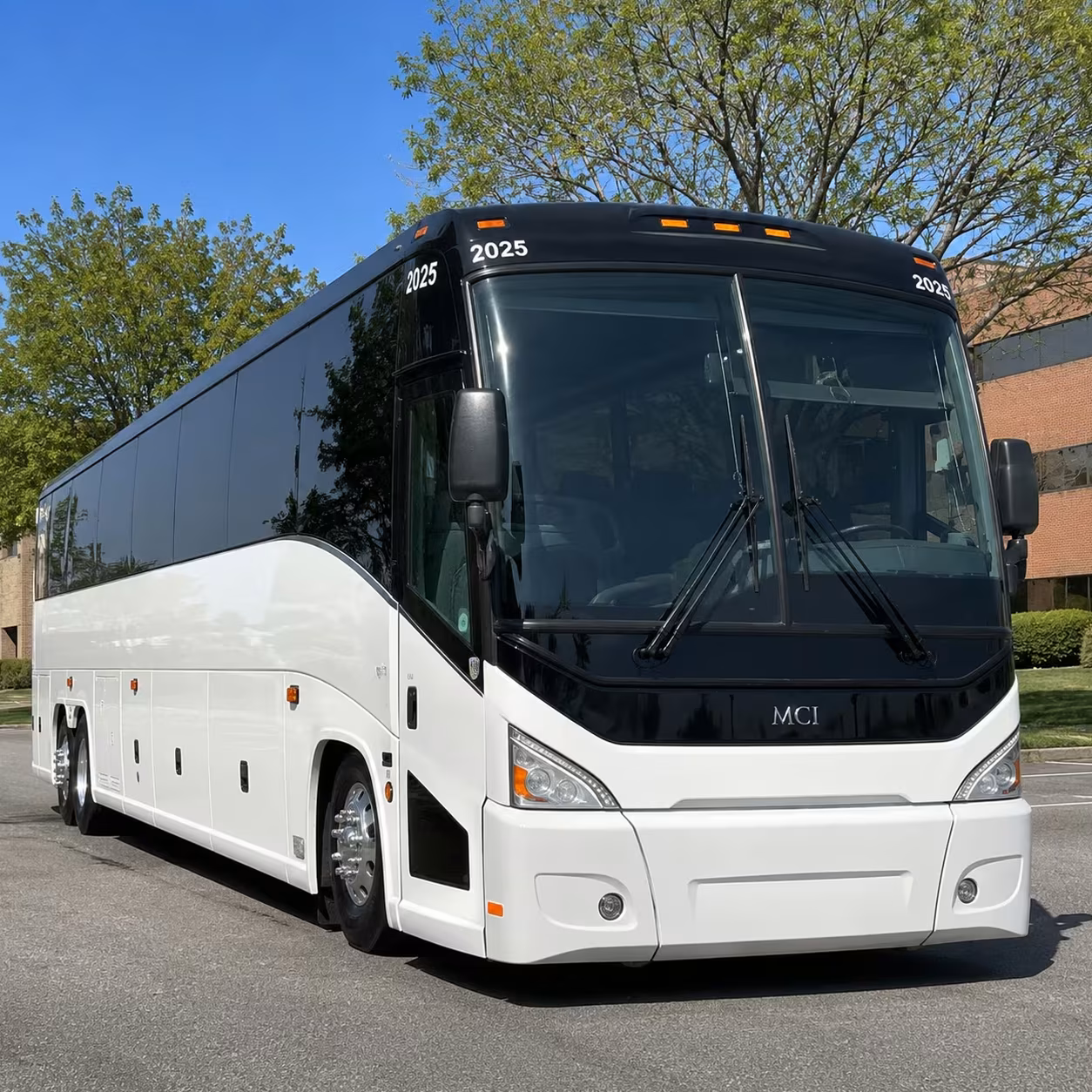 employee shuttle bus rentals for sugar land corporate campuses