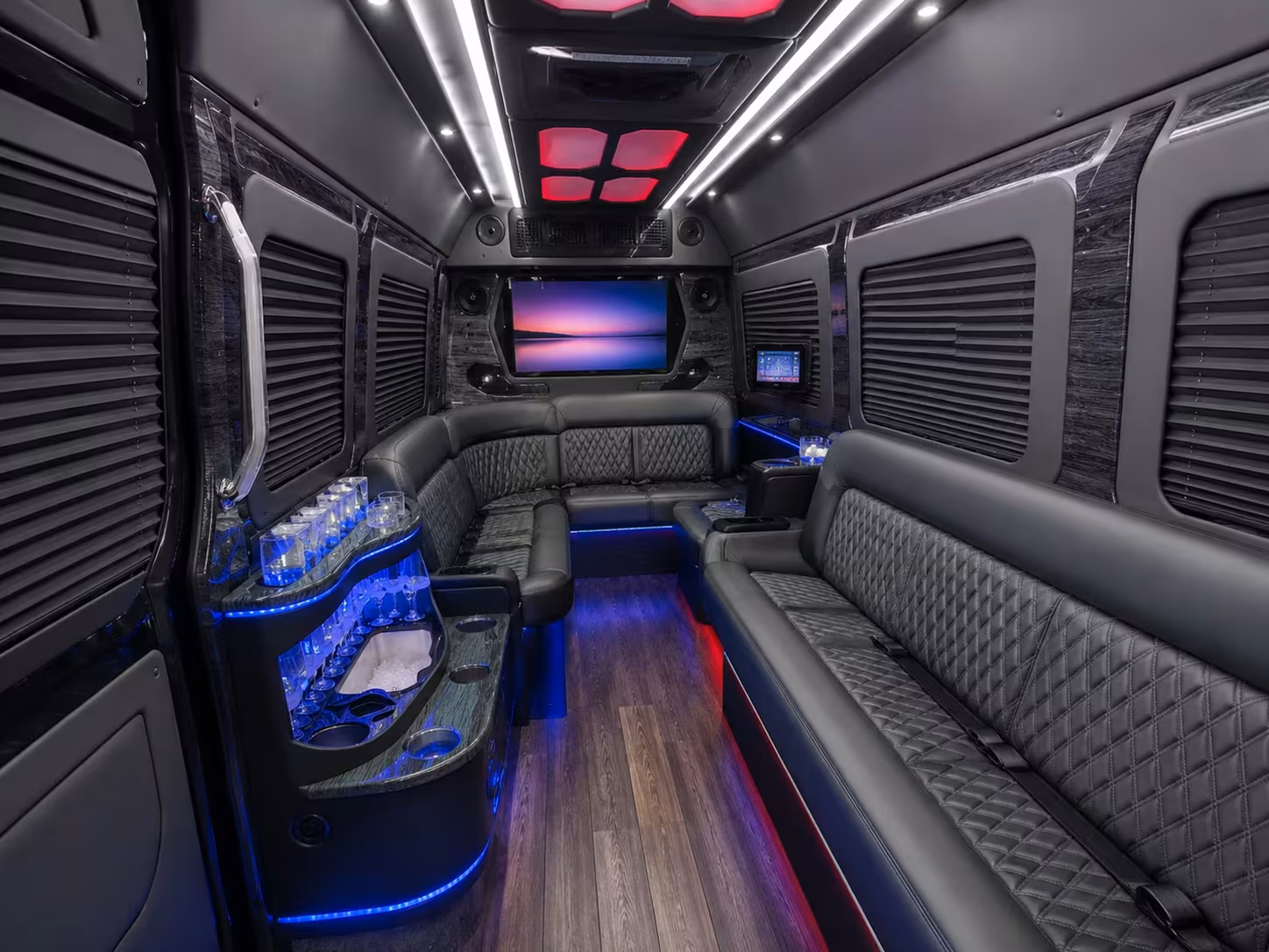 team building and offsite bus rentals in sugar land